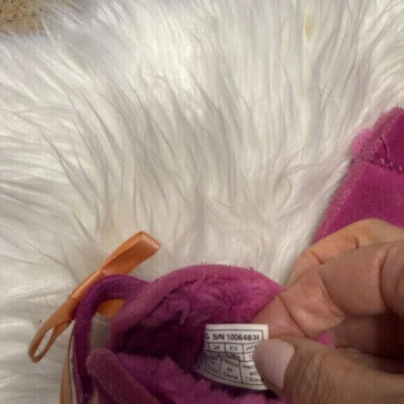 UGG Infant Size 4/5 12-18 months Pink Jesse Bow Boots - Picture 2 of 7